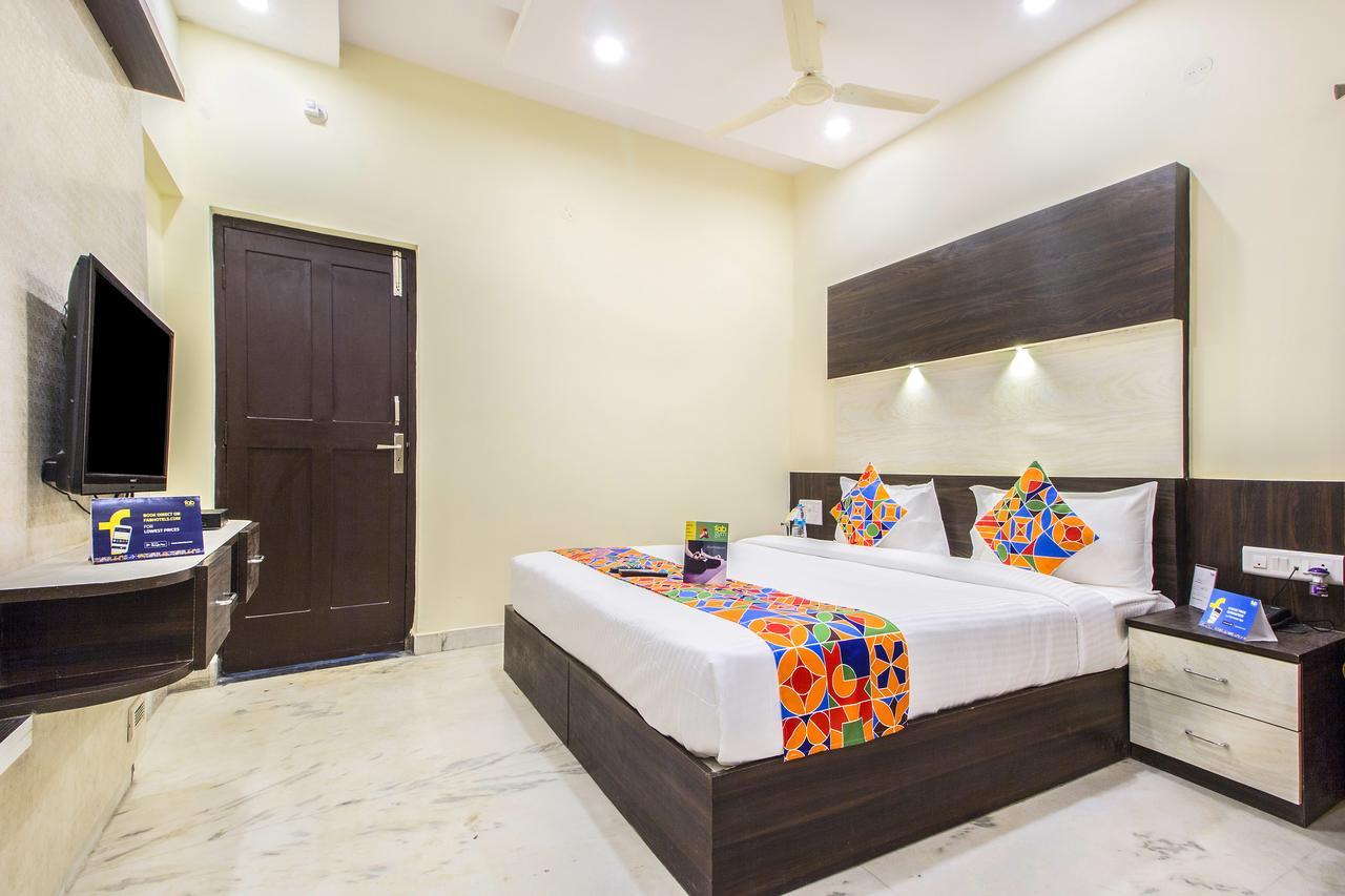 Fabhotel Crown Suites - Nr Sony Signals Bangalore Bagian luar foto