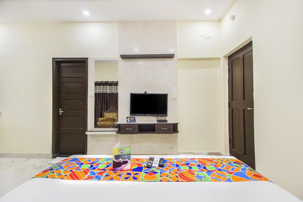 Fabhotel Crown Suites - Nr Sony Signals Bangalore Bagian luar foto